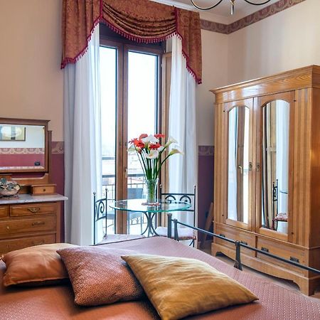 Pinto-Storey Hotel Napoli Eksteriør billede