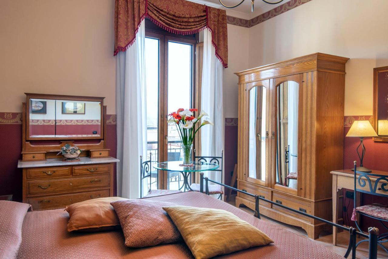 Pinto-Storey Hotel Napoli Eksteriør billede