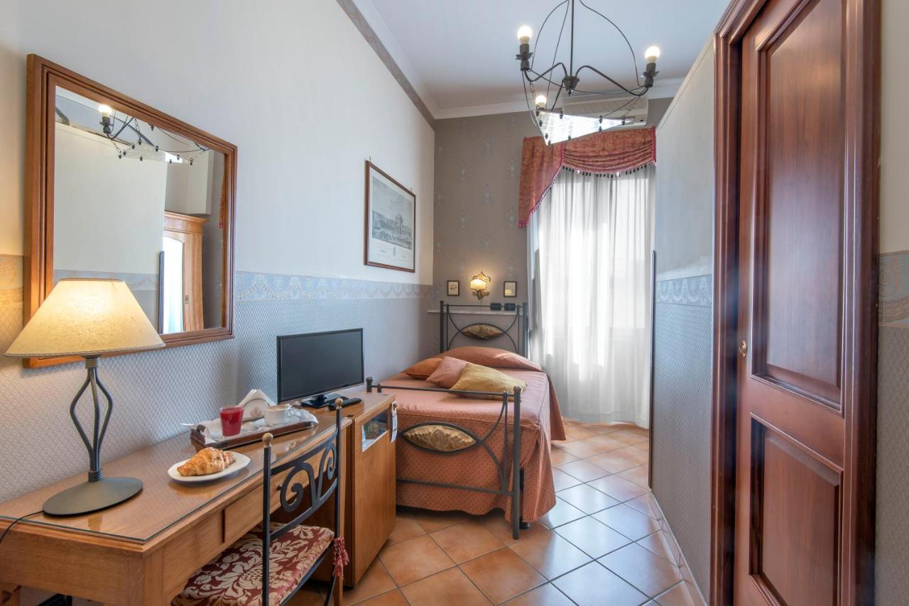 Pinto-Storey Hotel Napoli Eksteriør billede