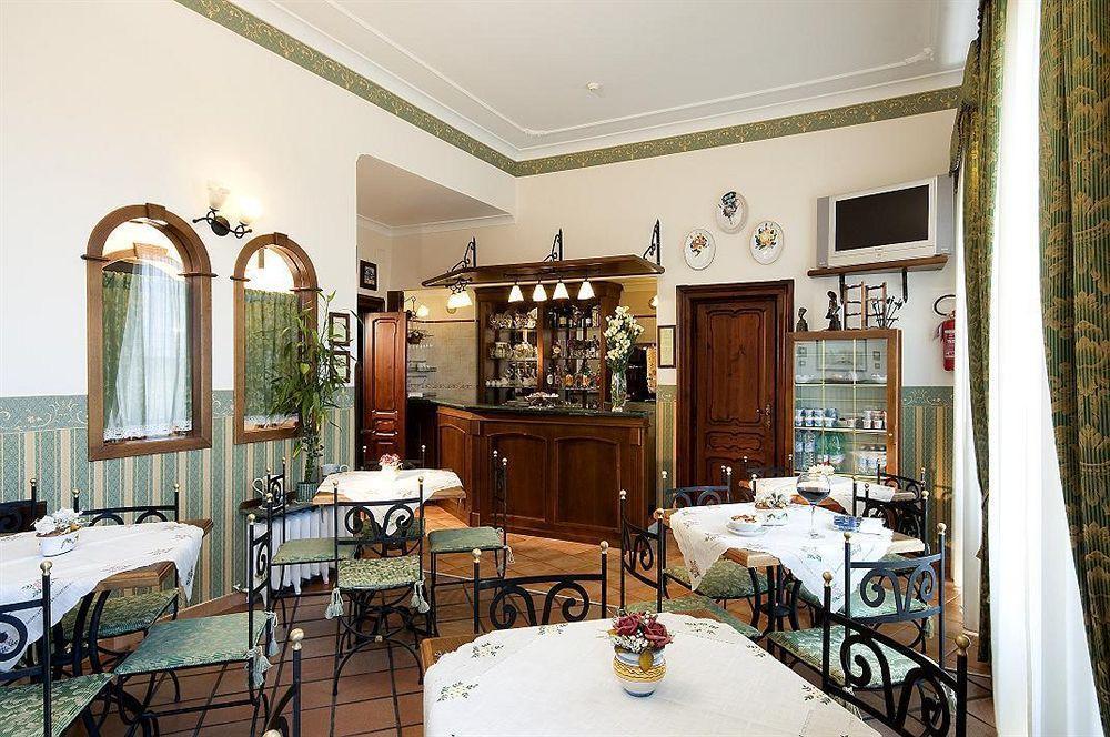 Pinto-Storey Hotel Napoli Eksteriør billede