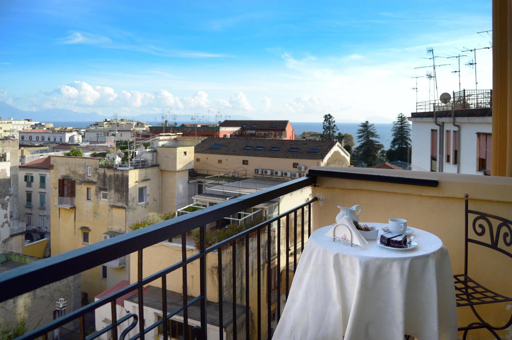 Pinto-Storey Hotel Napoli Eksteriør billede