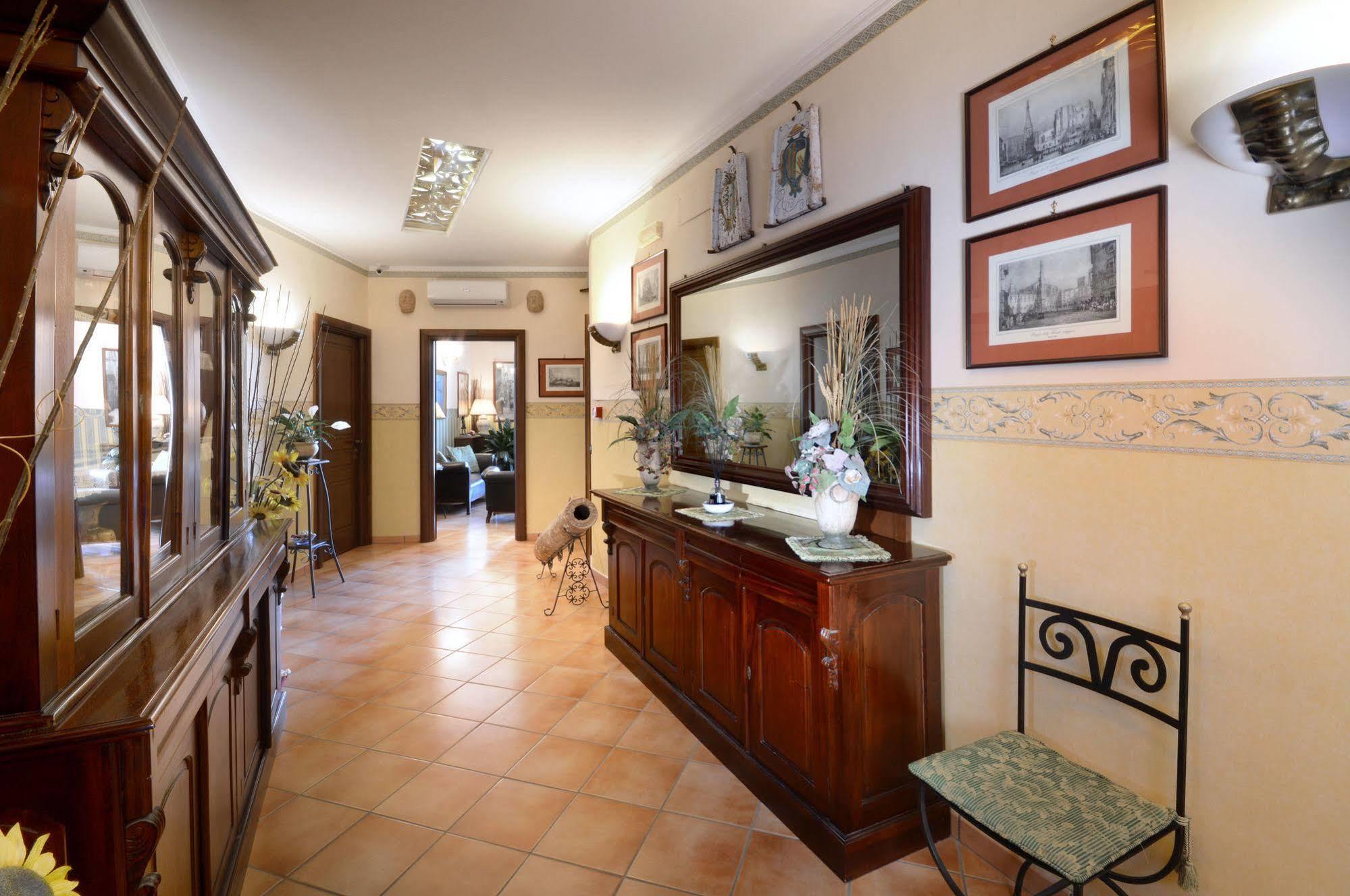 Pinto-Storey Hotel Napoli Eksteriør billede