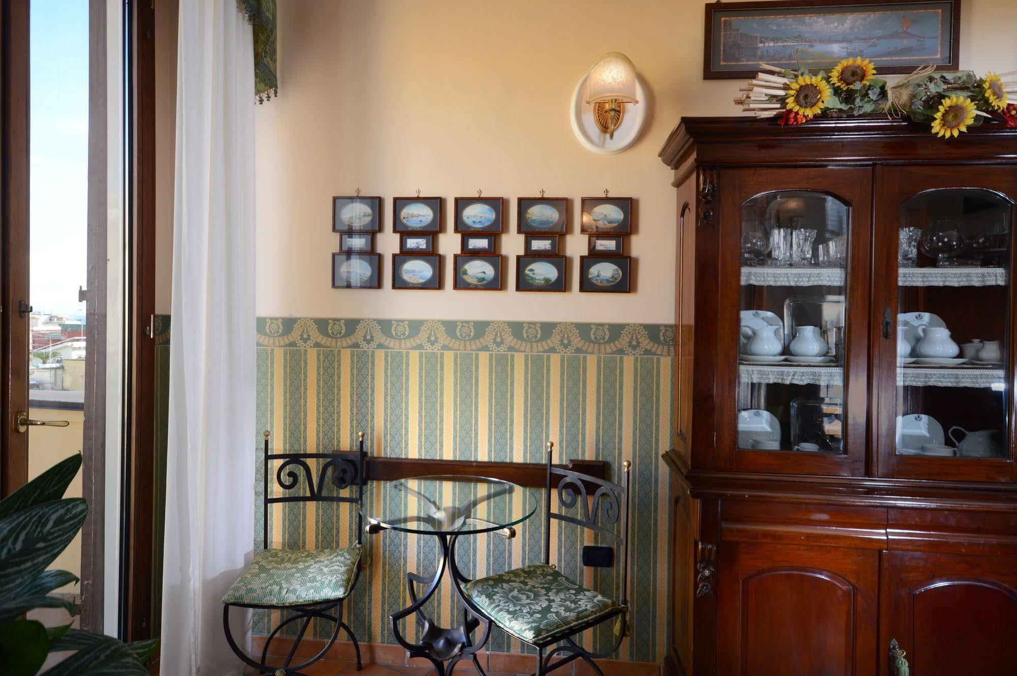 Pinto-Storey Hotel Napoli Eksteriør billede