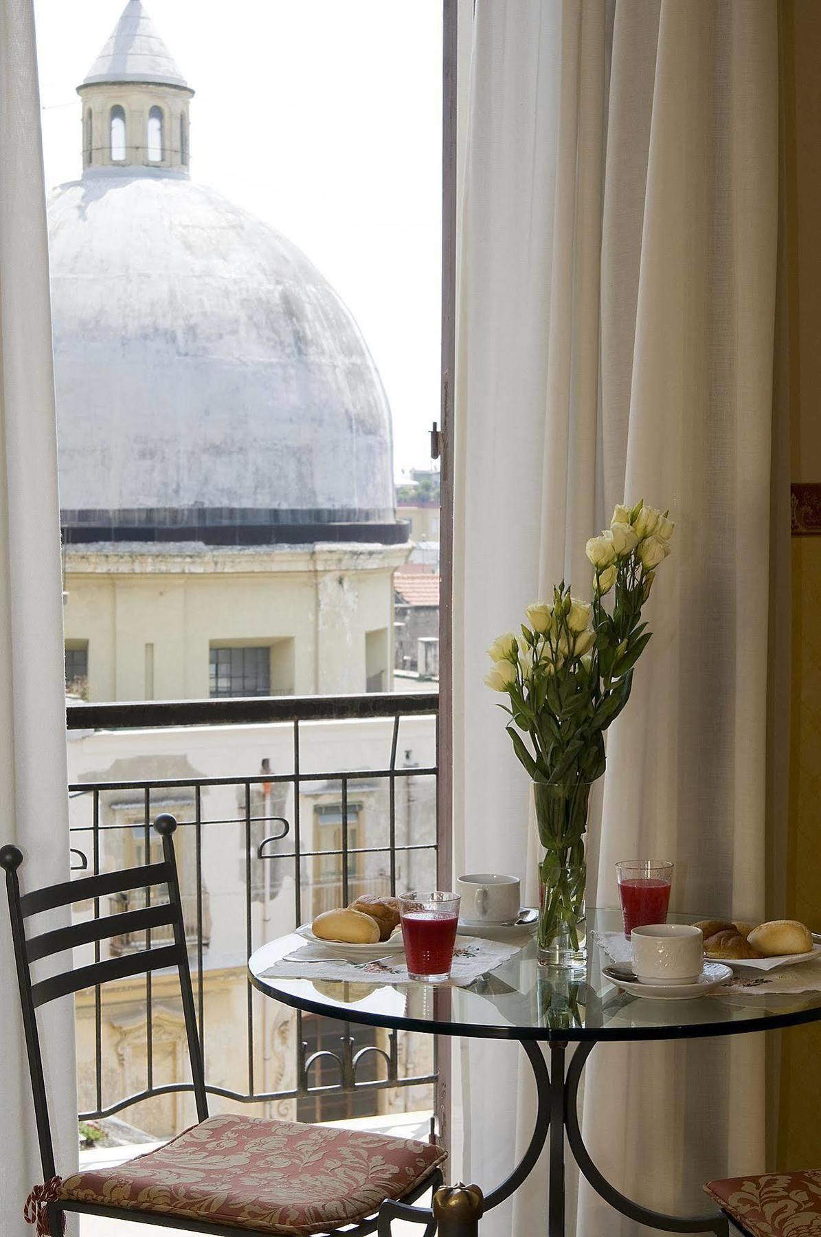 Pinto-Storey Hotel Napoli Eksteriør billede