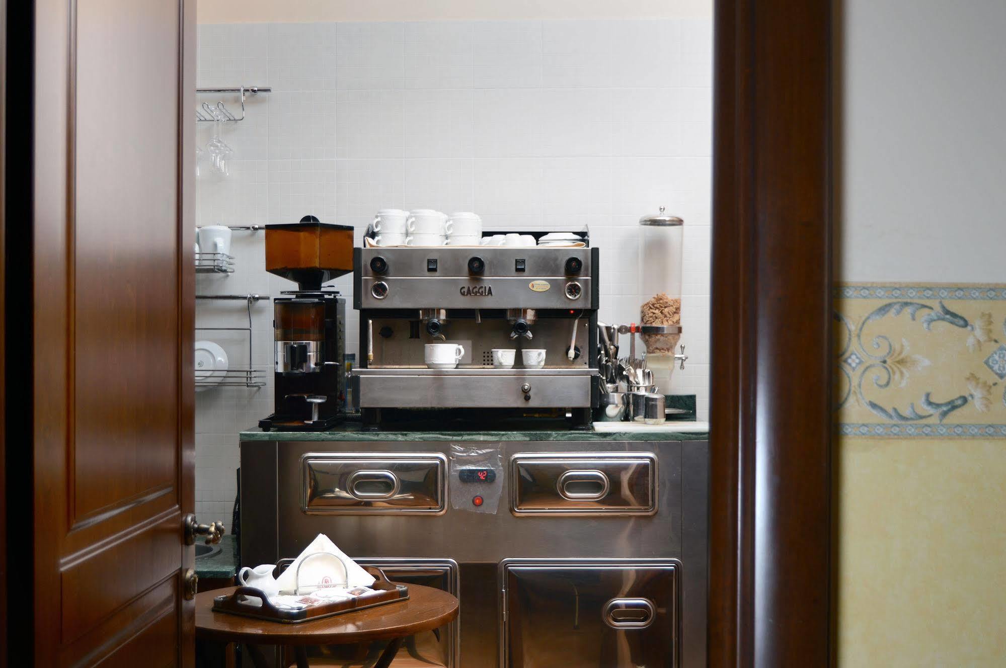 Pinto-Storey Hotel Napoli Eksteriør billede